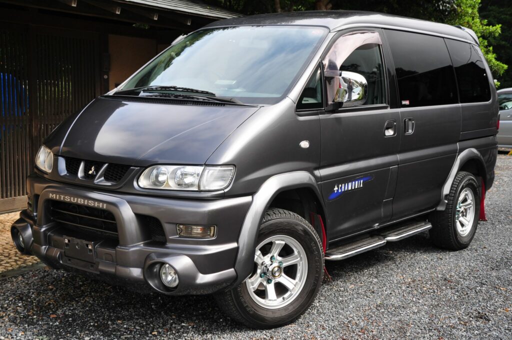 Mitsubishi Delica Chamonix 4X4 Under $10k